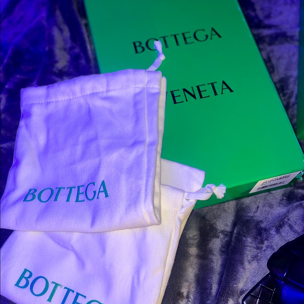 BOTTEGA VENETA summer heals. Gorgeous & never worn! STUNNING heels! Brand new